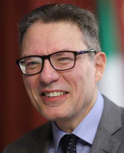 L'Università di Parma organizza l'incontro “La salute onlife: sfide e opportunità” con Luciano Floridi della Oxford University