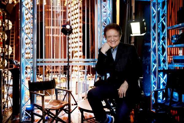 RAI3: Massimo Ranieri "Qui e adesso", il 25 dicembre in prima serata con Renato Zero, Giovanni Allevi, Al Bano, Rocio Munoz Morales, Adriano Panatta e Marino Bartoletti