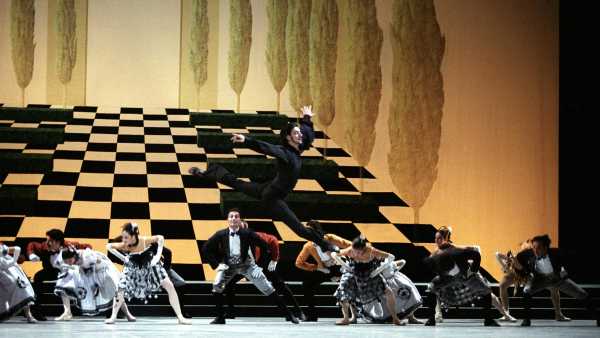 Oggi in TV: Omaggio al balletto - Il pipistrello