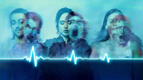 Mercoledì 13 gennaio, alle 21.10, Rai4 (canale 21 del digitale terrestre) continua ad esplorare in prima serata i territori del soprannaturale con il thriller-horror “Flatliners - Linea mortale”, rivisitazione in chiave contemporanea dell’omonimo classico degli anni ’80 interpretato da Kiefer Sutherland e Julia Roberts. In questo remake, che vanta il cammeo dello stesso Sutherland e i ruoli di primo piano affidati a Ellen Page, Diego Luna e Nina Dobrev, un gruppo di ambiziosi studenti di medicina decide di scoprire cosa c’è dopo la vita e, sottoponendosi a turno a un’esperienza di pre-morte fermando il loro cuore per pochi istanti, scoprono che esiste un’altra dimensione in cui vivono i loro peggiori incubi.