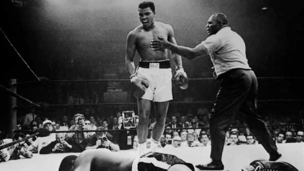 Oggi in TV: Un'ora con Cassius Clay - Su Rai Storia (canale 54) l'intervista con Minà