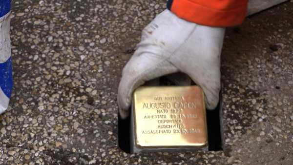 Oggi in TV: A "Sorgente di vita" le iniziative dedicate al Giorno della Memoria - Su Rai2 storie e "pietre d'inciampo" per non dimenticare