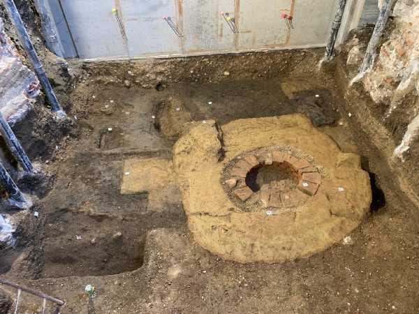 UDINE, Palazzo Dorta - Emersi i resti di una capanna protostorica