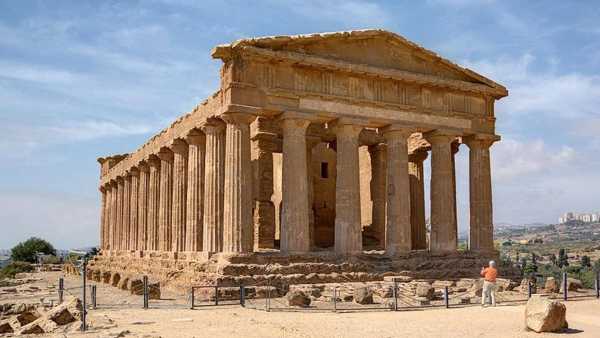 Stasera in TV: A "Storia delle nostre città" c'è Agrigento - Su Rai Storia (canale 54) il gioiello della Magna Grecia