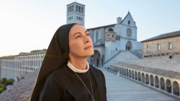 Stasera in TV: "Che Dio ci aiuti 6" è su Rai1 - Nel cast Elena Sofia Ricci, Valeria Fabrizi e Francesca Chillemi