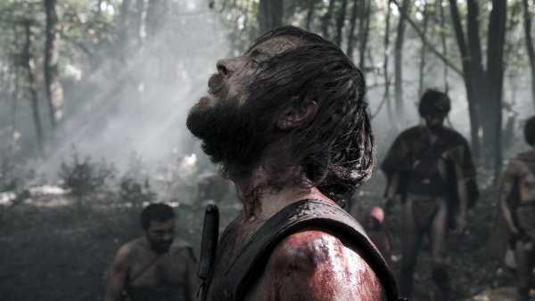 Stasera in TV: "Il primo re" in prima visione su Rai4 (canale 21) - Il film vincitore di 3 David di Donatello e tre Nastri d'Argento