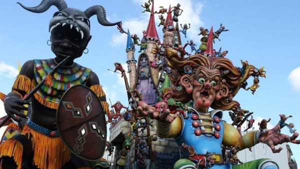 Oggi in TV: "Le Casellanti" alla scoperta del Carnevale di Putignano - Su Isoradio con Sabina Stilo e Max Bernardi