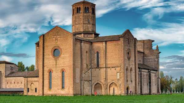 Oggi in TV: Tgr Parma 2021 - Su Rai3 il design in mostra