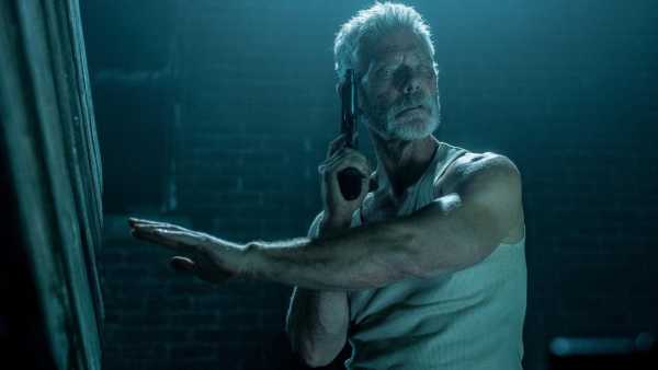 Stasera in TV: "Man in the dark" su Rai4 (canale 21) - Il thriller firmato da Fede Álvarez