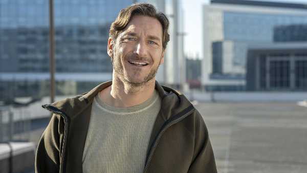 VERY MOBILE: Francesco Totti protagonista della nuova campagna pubblicitaria