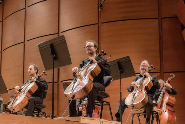 Claus Peter Flor e laVerdi proseguono lo streaming all’Auditorium di Milano con la Prima Sinfonia di Brahms