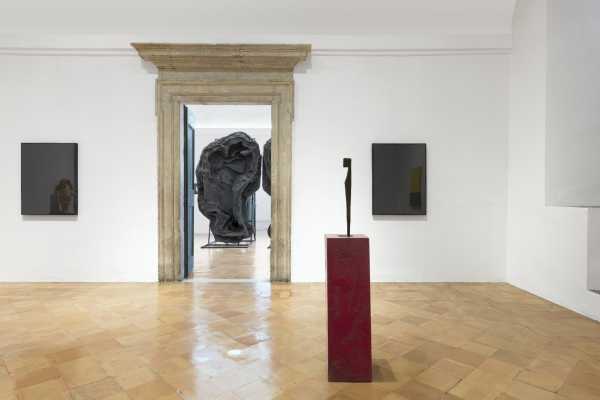 VILLA MEDICI: riapre la mostra I PECCATI di Johan Creten
