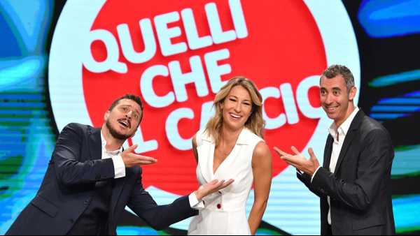 Oggi in TV: La domenica nel pallone, su Rai2, è di "Quelli che il calcio" - Tra gli ospiti Martin Castrogiovanni e Federica Fontana Oggi in TV: La domenica nel pallone, su Rai2, è  di "Quelli che il calcio" - Tra gli ospiti Martin Castrogiovanni e Federica Fontana