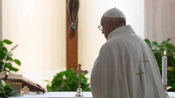 Oggi in TV: In "A Sua Immagine - Domenica" il messaggio del Papa in Iraq - Su Rai1 il monito di Francesco: "Siete tutti fratelli"