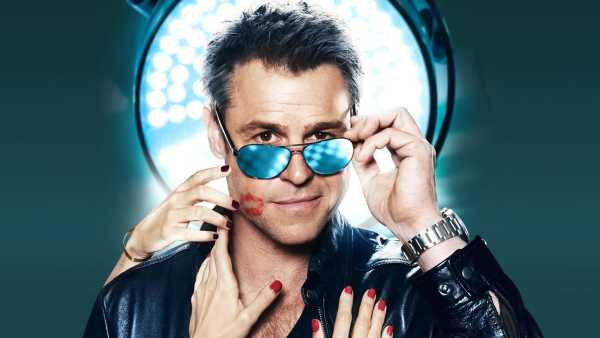 Stasera in TV: Al via la nuova serie "Re di cuori" con Rodger Corser - Su Rai Premium (canale 25) la comedy-drama australiana 
