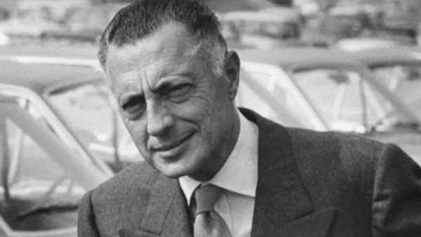 Oggi in TV: "Gianni Agnelli. Il dovere e il piacere" su Rai3 - "La Grande Storia Anniversari" ricorda l'Avvocato a 100 anni dalla nascita