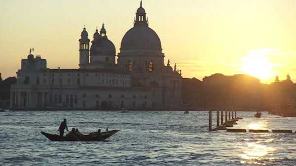 Oggi in TV: Venezia, vista dai suoi canali, tra i protagonisti di "Mediterraneo" - Su Rai3 la rubrica nazionale della TGR