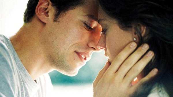 Stasera in TV: Rai Movie (canale 21) ripropone "L'Ultimo bacio" - A vent'anni dalla sua uscita nelle sale