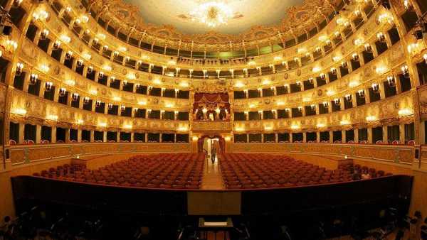 Stasera in TV: In prima tv "Morte a Venezia" di Britten - Su Rai5 (canale 23) la produzione del 2008 della Fenice di Venezia
