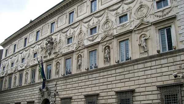 Oggi in TV: Menu RAI Ufficio Stampa 18 marzo 2021 ore 19:54 Rai Menu Home Comunicati Comunicati Radio, tv e digital Corporate Ascolti Sanremo 2021 News Rai Rassegna Stampa Ascolti e Share Radiocorriere TV Contatti Rai 19 mar 2021, 12:00 I Palazzi di Giustizia in tempi di Covid - Una produzione di Rai Istituzioni disponibile su RaiPlay