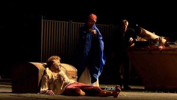 Stasera in TV: Remo Girone narratore per Zaide di Mozart dell'Opera di Roma - Su Rai5 (canale 23) con la regia di Vick e la direzione di Gatti
