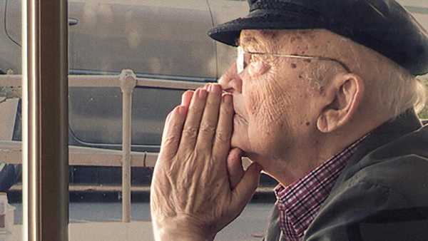 Oggi in TV: Aharon Appelfeld. Kaddish per i bambini - Su Rai5 (canale 23) un uomo e la sua memoria