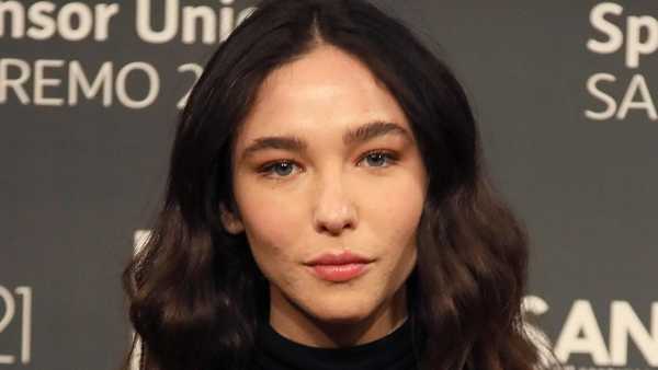 Stasera in TV: Matilda De Angelis protagonista di "MovieMag" - L'attrice si racconta a Federico Pontiggia