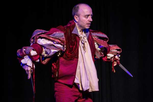 A Casa Shakespeare è di scena Othello, e poi spazio ai tre appuntamenti dedicati alla Commedia di Dante Pu