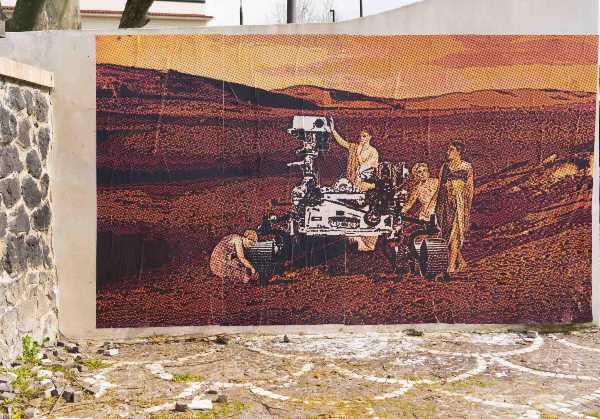 "RED ZONE" , la Street Art di Nello Petrucci mette in comunicazione Pompei con Marte "RED ZONE" , la Street Art di Nello Petrucci mette in comunicazione Pompei con Marte