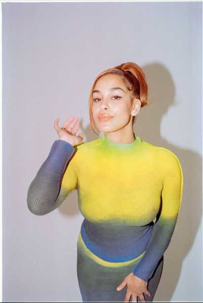 JORJA SMITH - Torna l'artista pluripremiata con il nuovo singolo "Addicted"