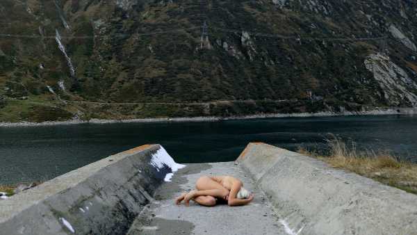 Dall'8 aprile BUILDING presenta la mostra E T E R E di Yuval Avital