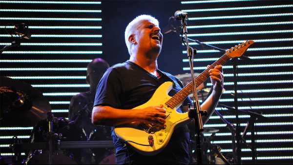 Stasera in TV: Pino Daniele Live - Su Rai5 (canale 23) il concerto di Pescara 1980