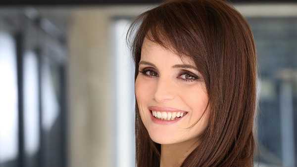 Oggi in TV: Su Rai1 Speciale "A sua immagine" - Con Lorena Bianchetti nella ricorrenza del Venerdì Santo