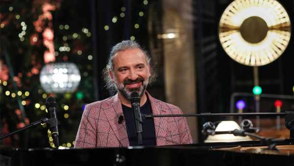 Oggi in TV: Gli ultimi ospiti di "Via dei Matti numero 0" - Con Stefano Bollani e Valentina Cenni