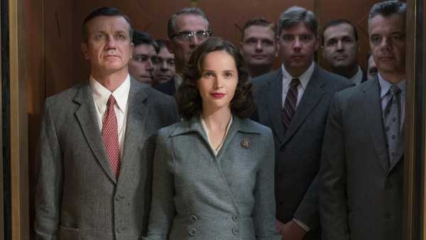 Stasera in TV: Diritti civili in "Una giusta causa", su Rai3 - Il biopic dedicato a Ruth Bader, con Felicity Jones e Kathy Bates