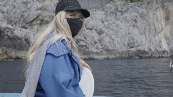 Oggi in TV: In costiera amalfitana con "Stop and Go", su Rai2 - Mobilità sostenibile, tra il mare e i Monti Lattari