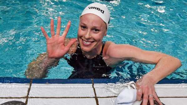 Oggi in TV: Federica Pellegrini e la Superlega, a Dribbling - La "Divina" si racconta, a poche settimane dalla quinta Olimpiade