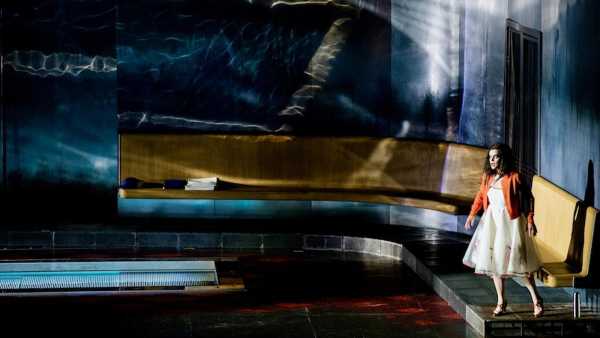 Stasera in TV: Su Rai5 (canale 23) l'Elektra da Salisburgo - Franz Welser-Möst dirige i Wiener Philharmoniker
