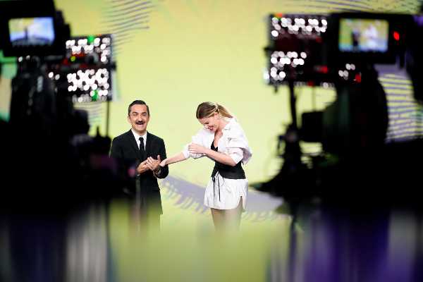 Stasera in TV: LE IENE - Con Alessia Marcuzzi, Nicola Savino e la Gialappa's Band