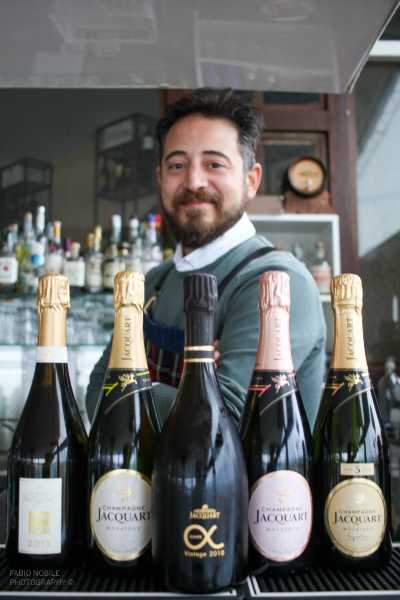 il drink d'autore allo champagne 'POPEYE ZENEIZE, di Roberto Maone, Store Manager del Don’Cola di Genova