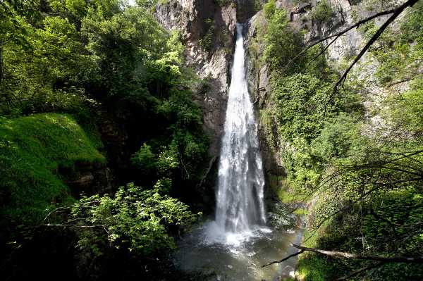 Le cascate di Regione Lana - Affascinanti spettacoli naturali che incantano grandi e piccoli