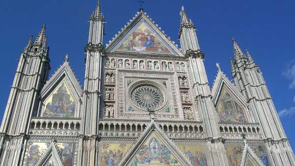 Oggi in TV: Il "Viaggio in Italia" di Rai Storia (canale 54) - Alla scoperta del Duomo di Orvieto Oggi in TV: Il "Viaggio in Italia" di Rai Storia (canale 54) - Alla scoperta del Duomo di Orvieto