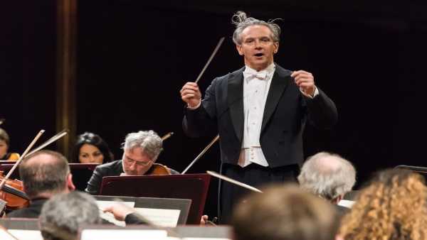 Oggi in TV: Orchestra Rai, dal 6 maggio torna il pubblico all'Auditorium Rai di Torino - Primo appuntamento con Fabio Luisi e Alexander Malofeev
