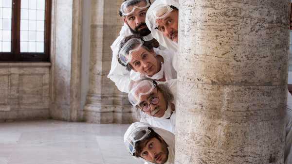 Stasera in TV: "Arrivano i prof" di Rai Movie (canale 24) - Protagonisti Claudio Bisio, Lino Guanciale e Maurizio Nichetti