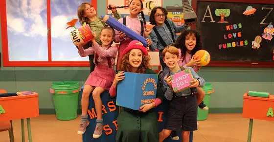 Oggi in TV: Su Rai Yoyo la seconda stagione di "Fumbleland! Mi è scappato un errore" - In animazione e live action l'originale corso di inglese