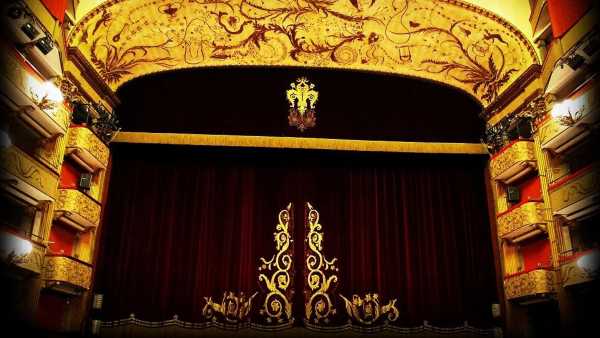 Oggi in TV: L'Orchestra della Toscana con Enrico Bronzi e Daniele Rustioni - Su Rai5 (canale 23) tra Haydn e Beethoven