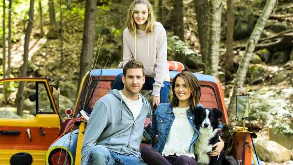 Stasera in TV: "Quello che veramente importa" su Rai Movie (canale 24) - Con Oliver Jackson-Cohen, Jonathan Pryce e Camilla Luddington