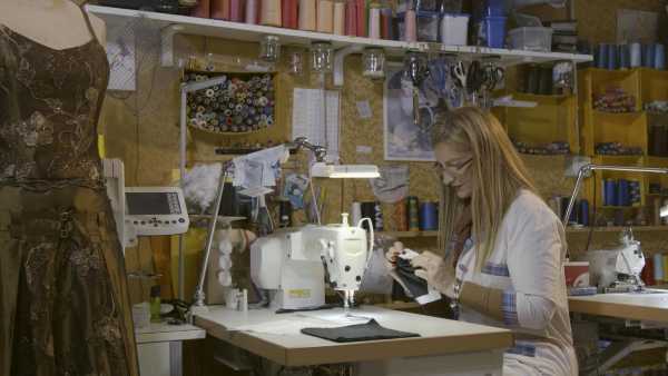 Oggi in TV: Cinque storie straordinarie di "Nuovi Eroi" - Su Rai3, con Veronica Pivetti