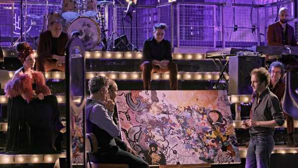 Stasera in TV: Francesco Tricarico ospite di "Fuori Tema" - Su Rai2 ultimo appuntamento con lo show di Ale e Franz