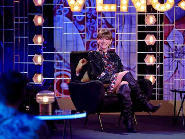 Stasera in TV: Alessandra Amoroso e Francesca Manzini ospiti della seconda puntata di “VENUS CLUB”